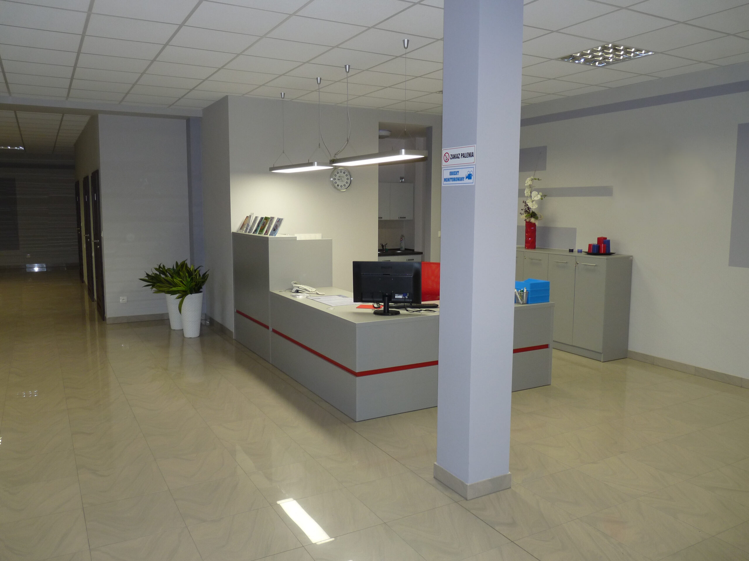 You are currently viewing ZOL czy prywatny dom seniora? Poznaj kluczowe różnice i dokonaj wyboru